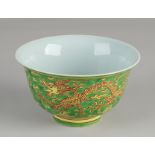 Chinese dragon bowl Ø 13 cm.