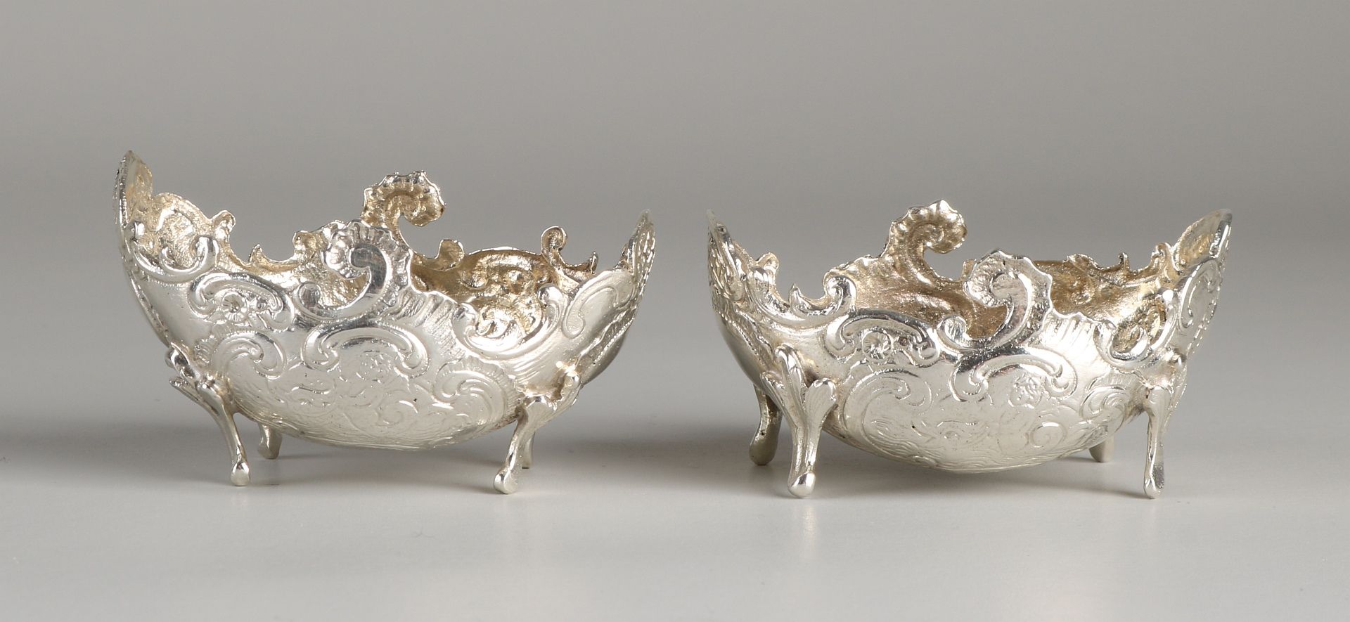 2 silver salt cellars