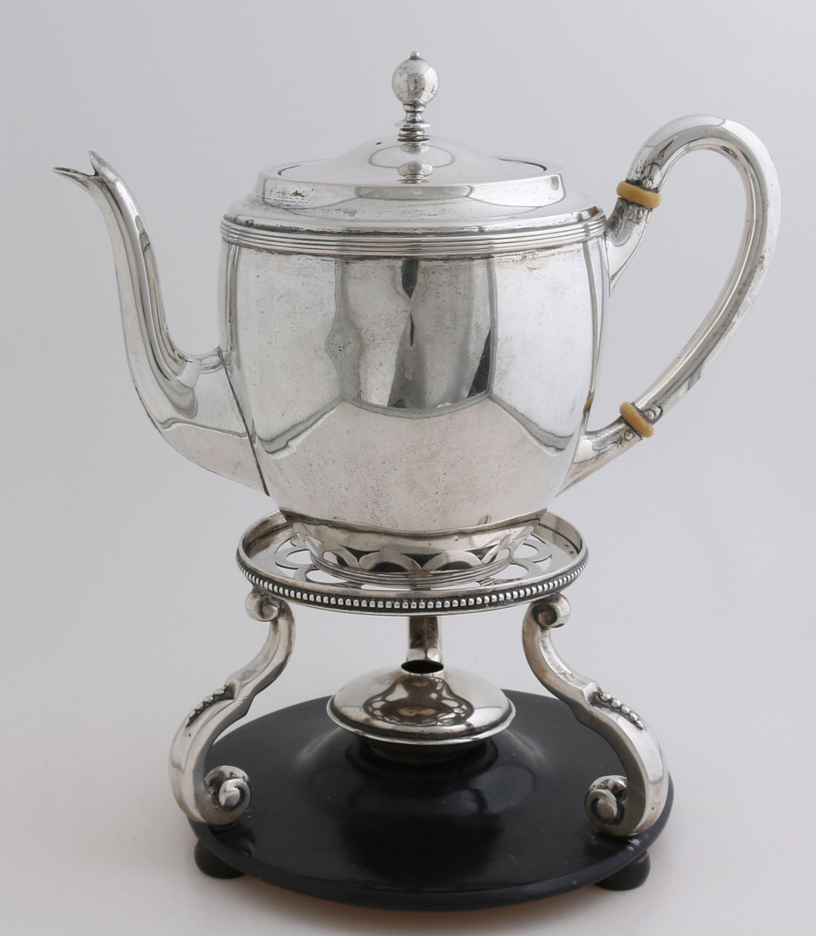 Silver stove & jug, 1917