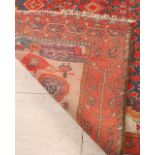 Persian rug, 124 x 178 cm.