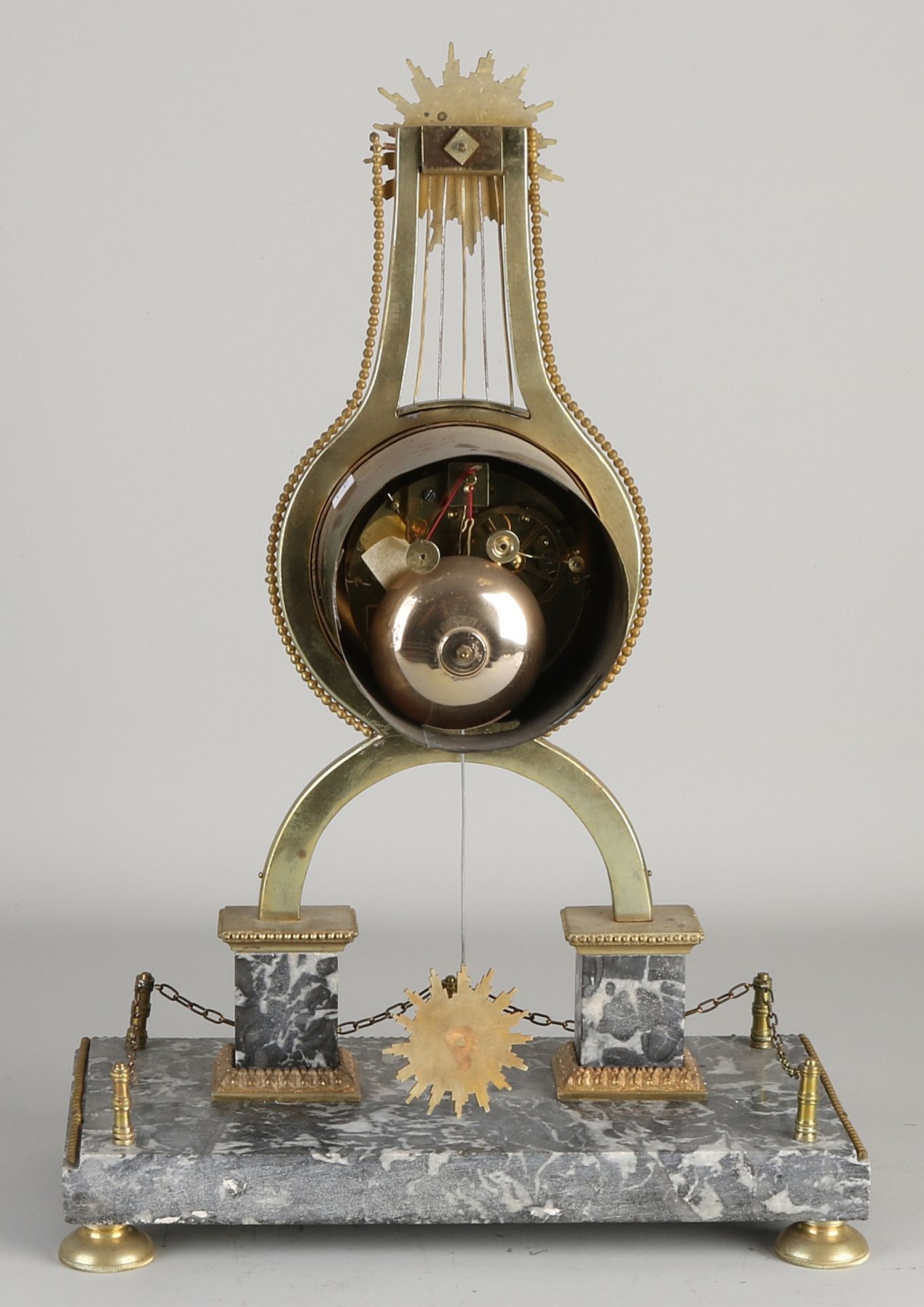 Louis Seize bow pendulum, 1800 - Image 2 of 2