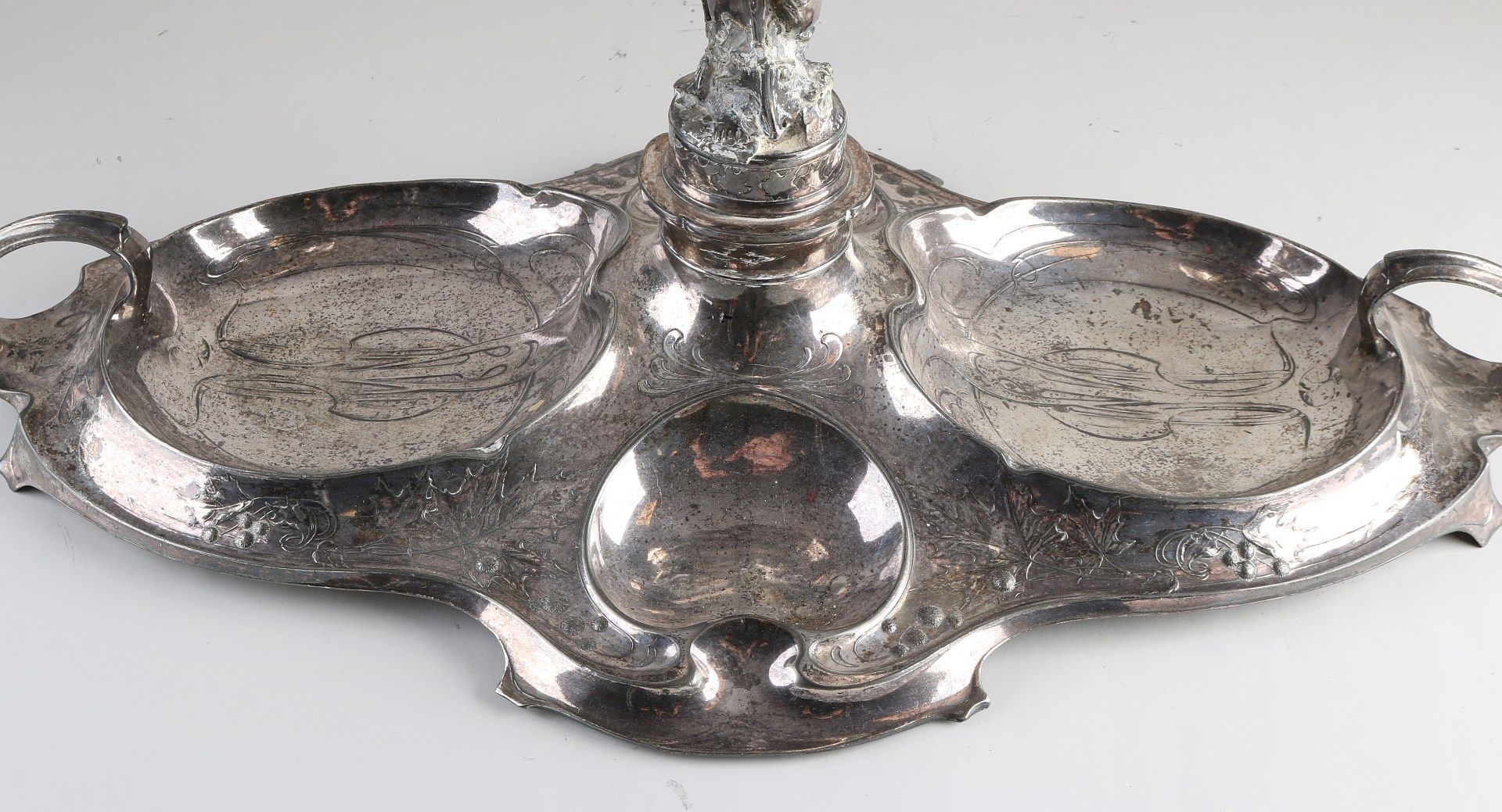 Plated Jugendstil table piece - Image 3 of 3