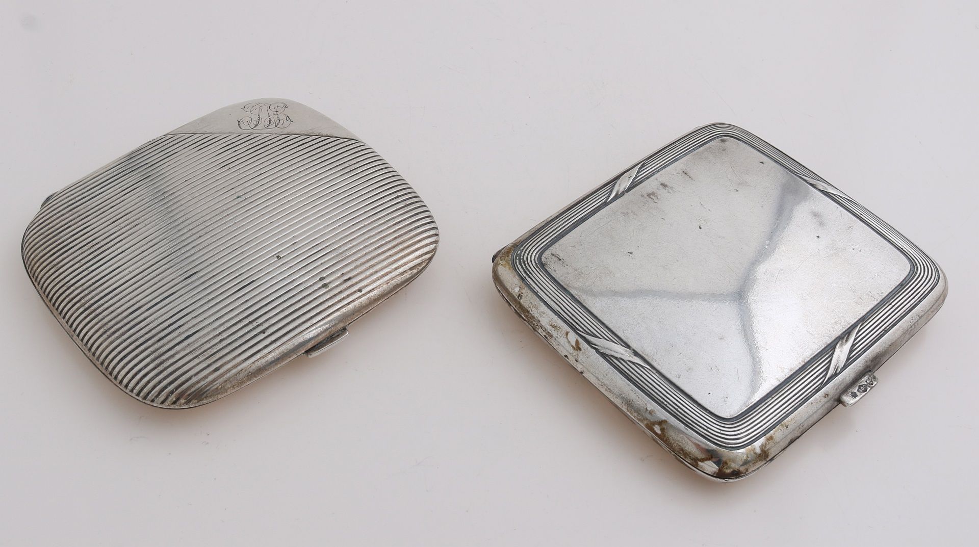 2 Silver cigarette cases