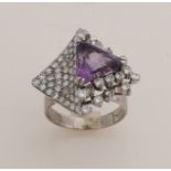White gold ring with amethyst and diamond.