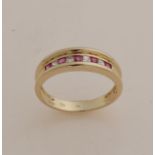 Gold ring with ruby ​​and zirconia