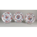 3 Chinese Imari dishes, Ø 23 cm.