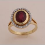 Gold ring with ruby ??and diamond