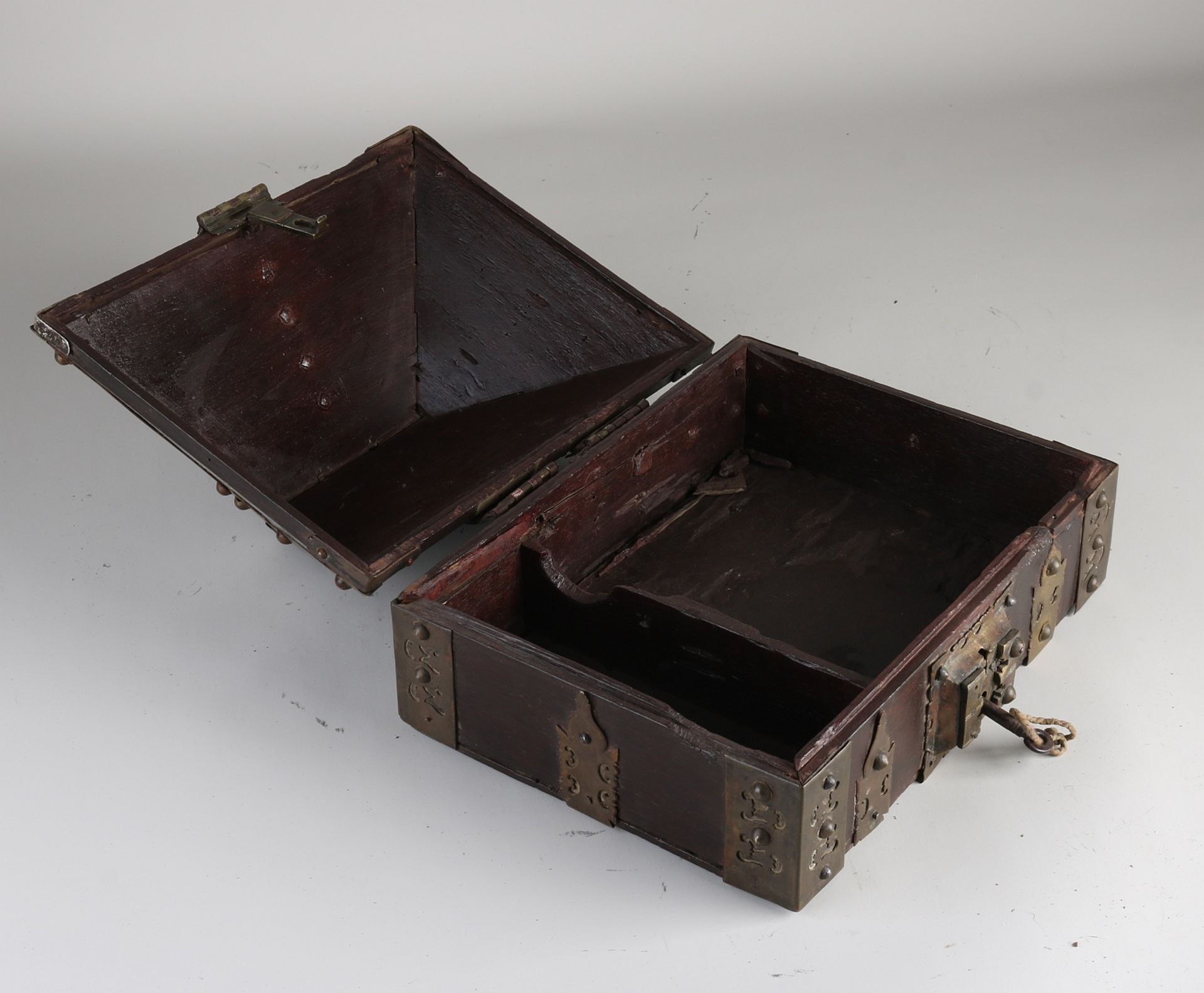 Antique lidded box - Bild 2 aus 3