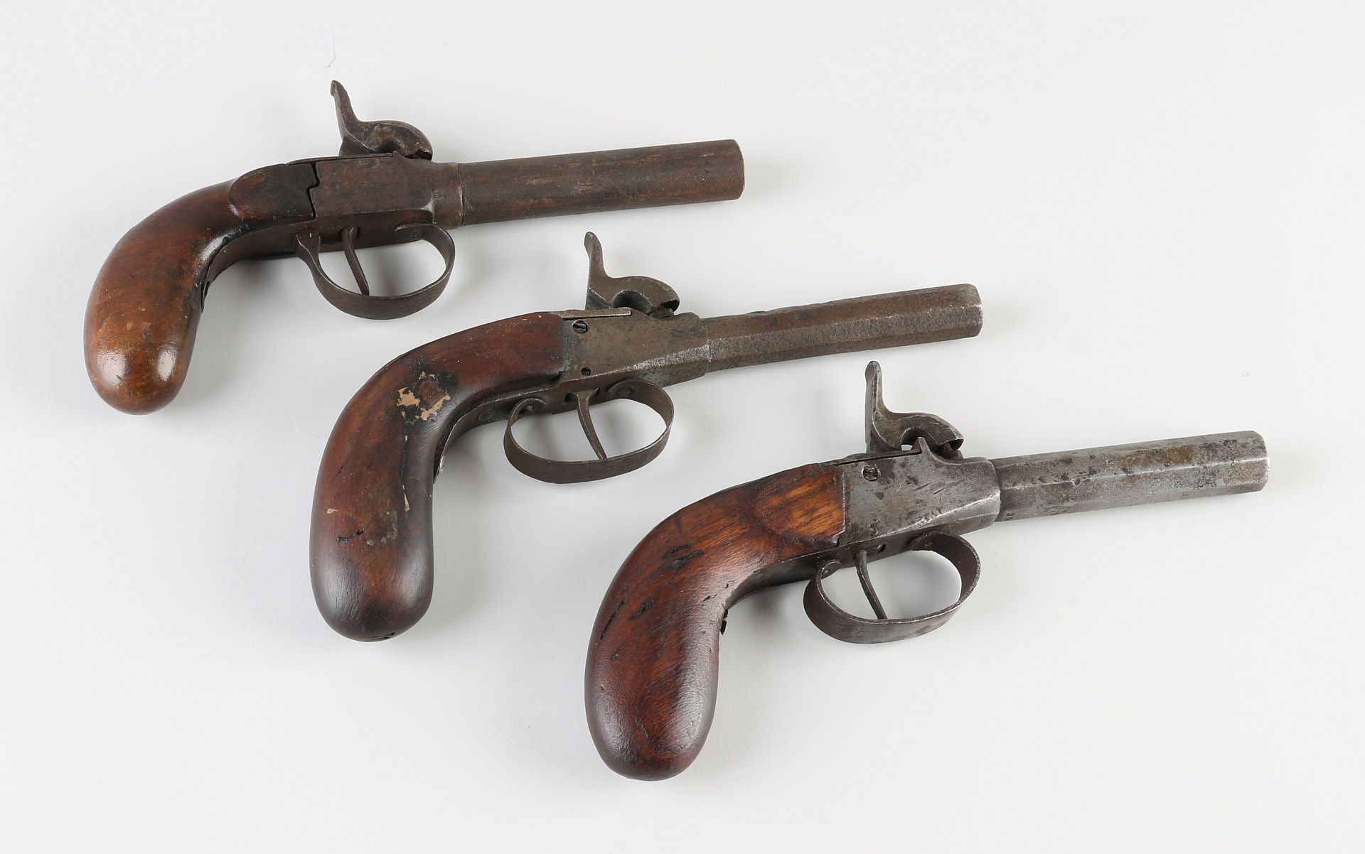 Three antique pinfire pistols - Bild 2 aus 2