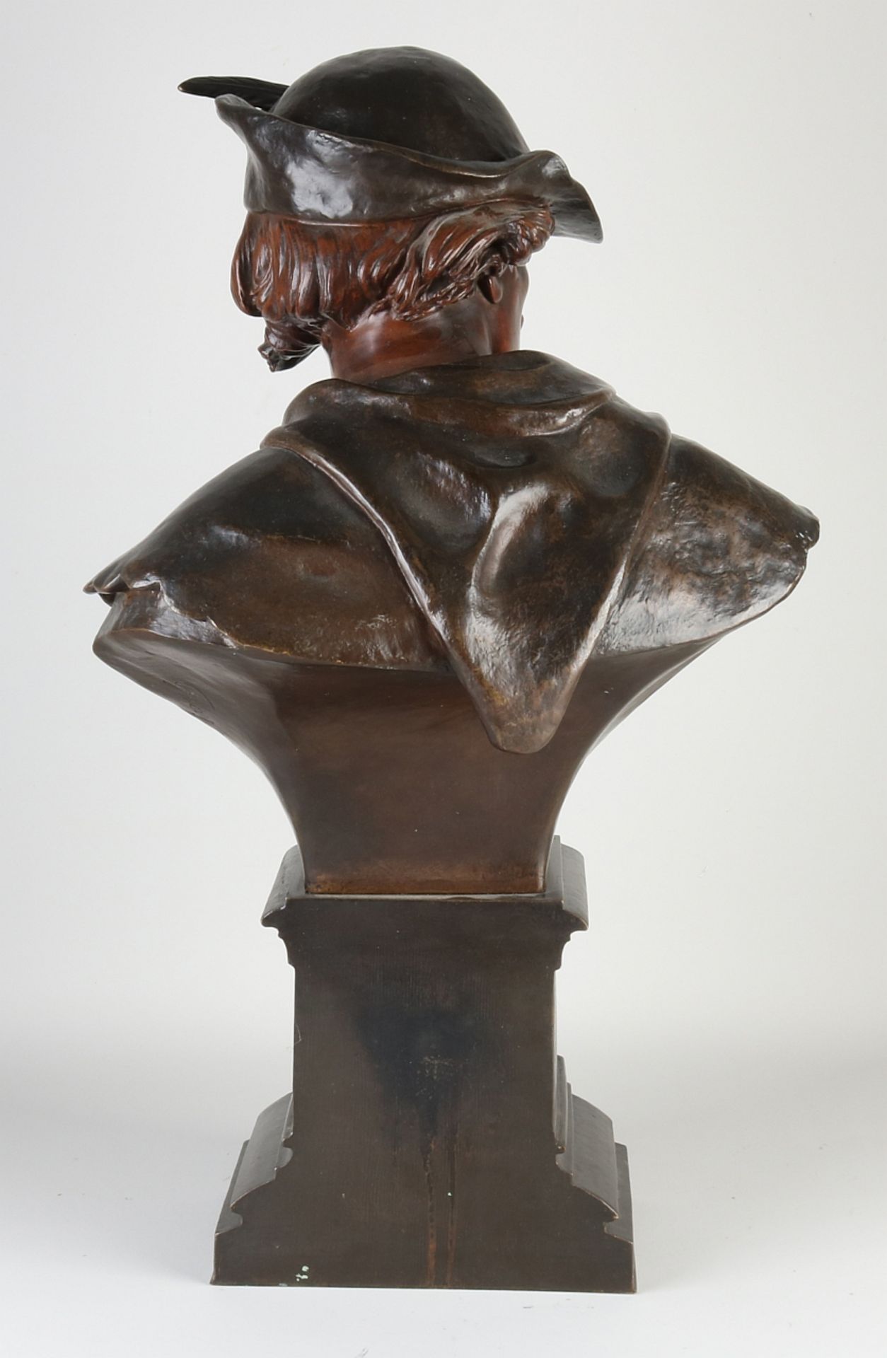 E. Picault, French bronze bust - Bild 2 aus 3