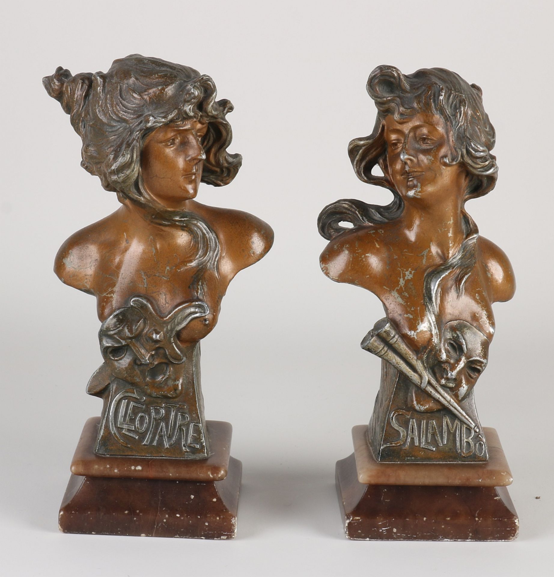 Two antique busts, 1900