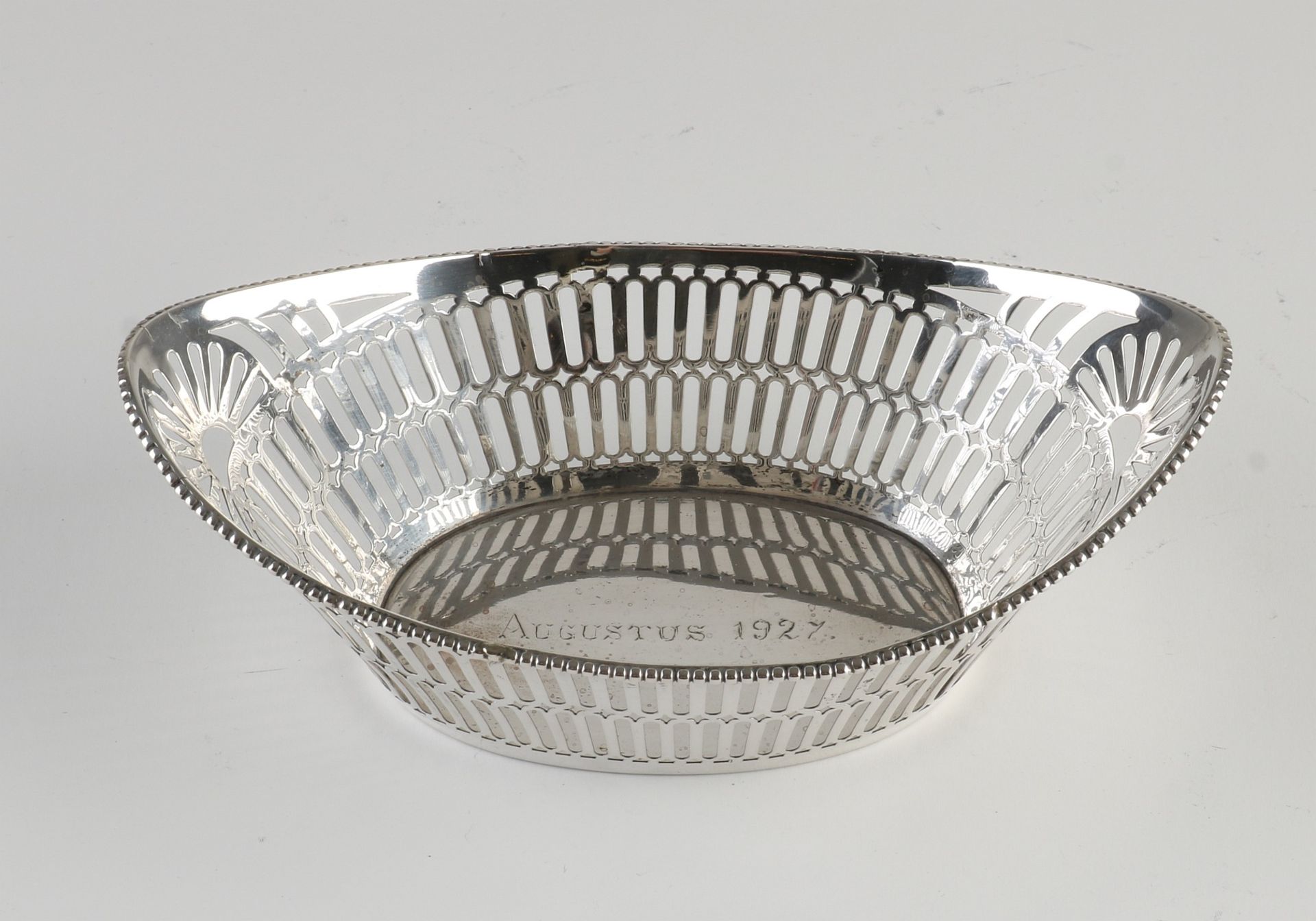 Silver candy basket - Image 2 of 2
