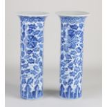 Two Chinese vases, H 25.5 cm.