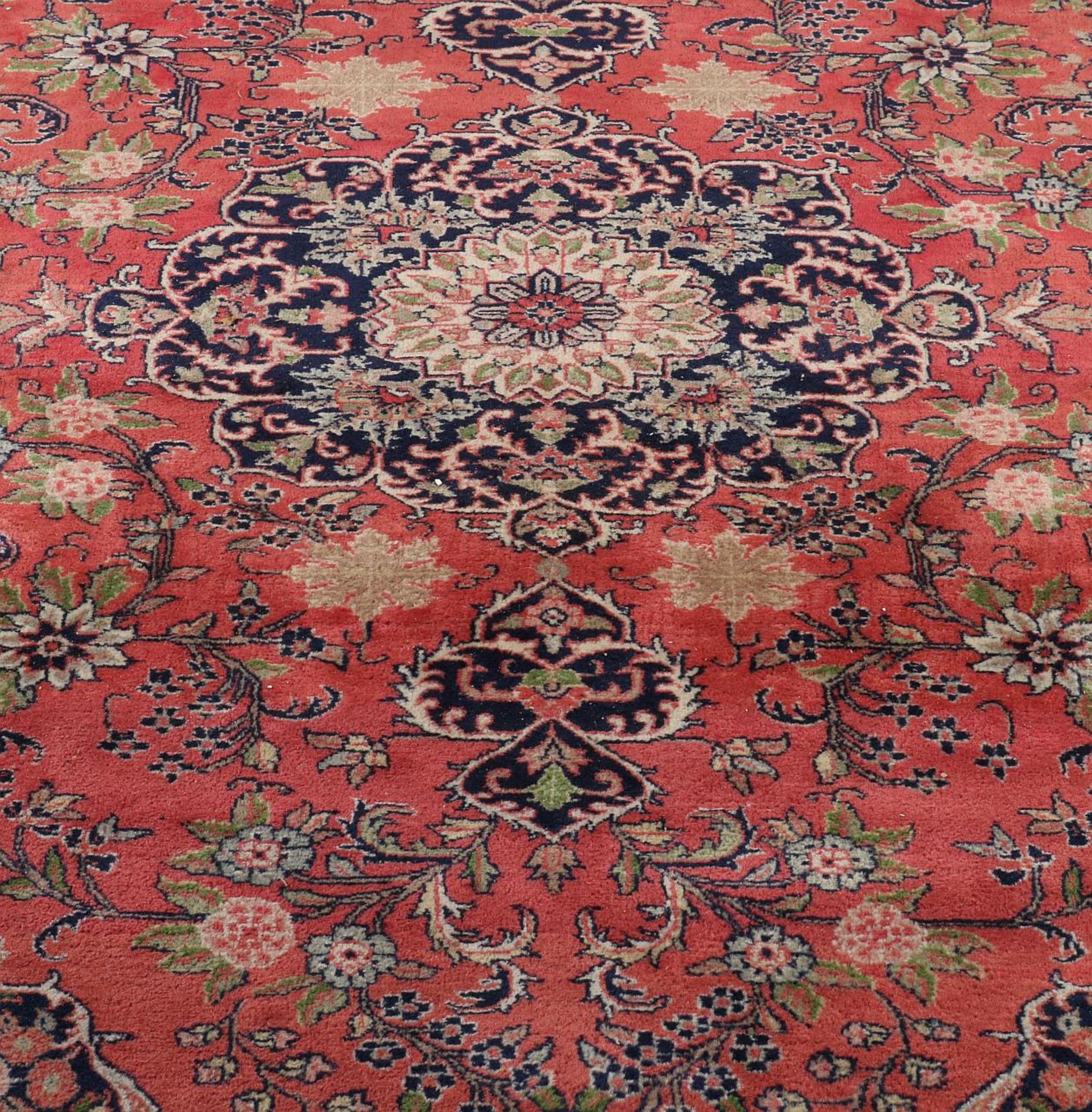 Large Persian rug, 240 x 154 cm. - Bild 2 aus 3