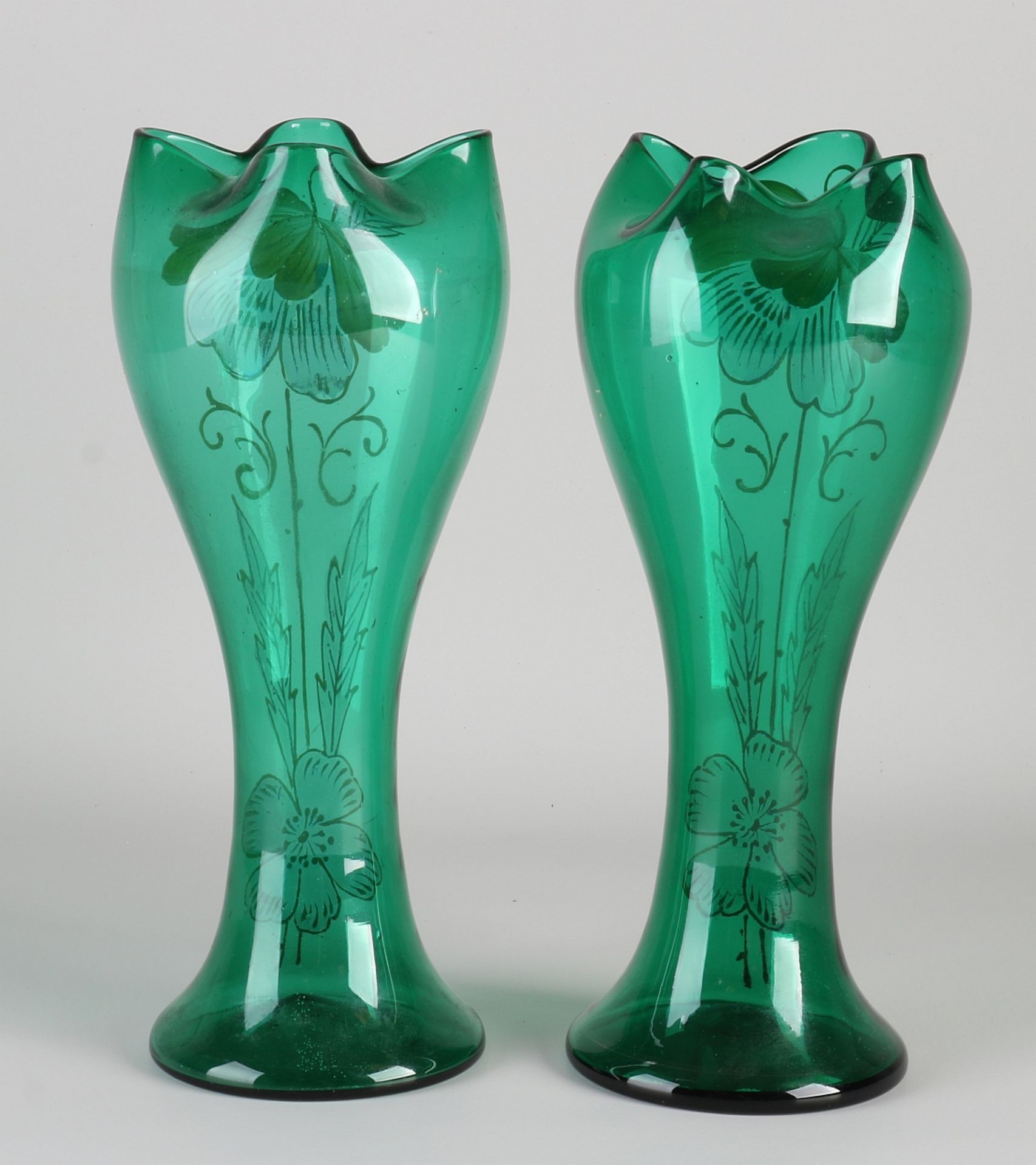 Two antique glass vases - Bild 2 aus 2