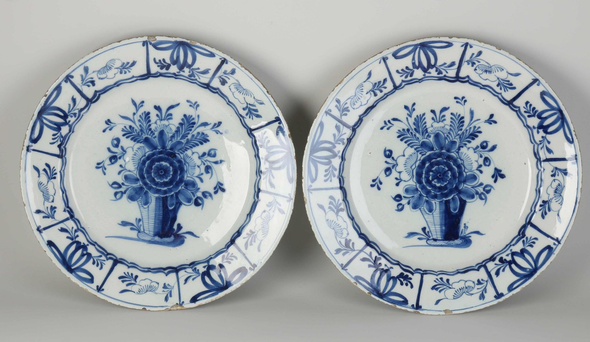 Two Delft dishes Ø 35 cm. - Image 3 of 3