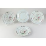 Four Chinese plates Ø 23 cm.