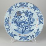 Chinese Kang Xi dish Ø 35.5 cm.