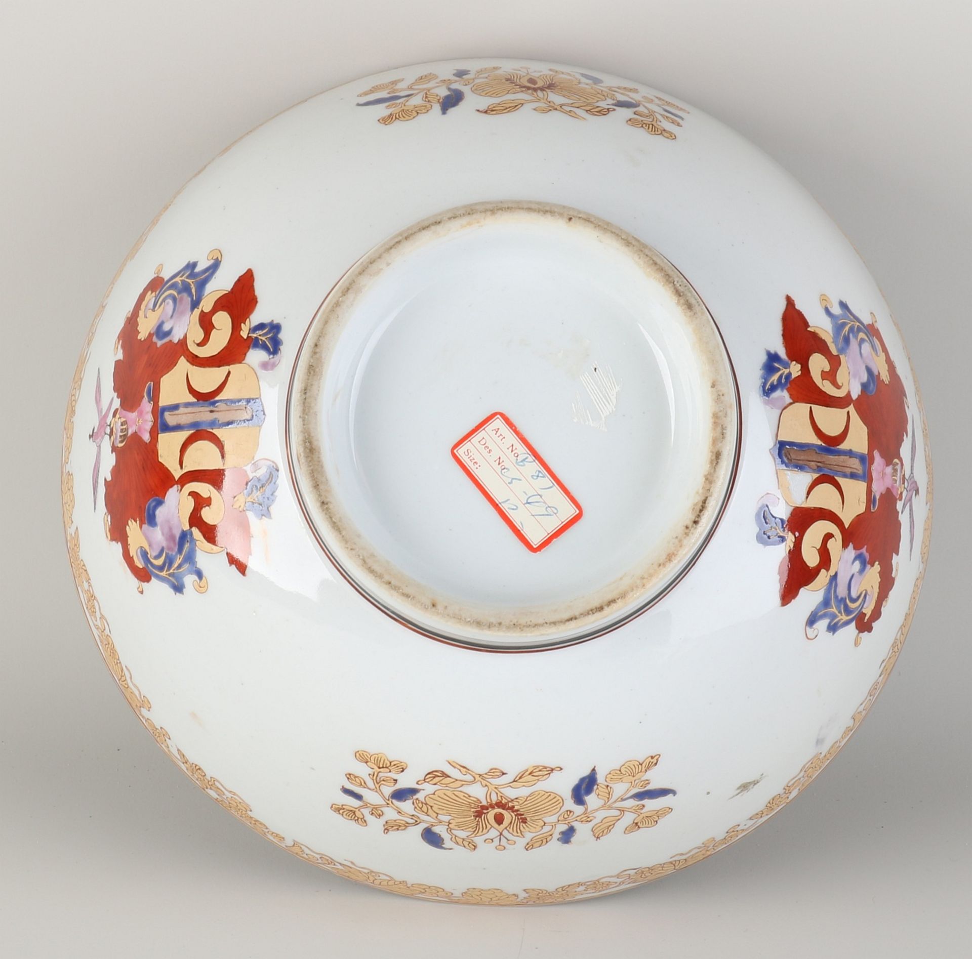 Large bowl with family coat of arms - Image 3 of 3