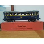 French Hornby O Gauge Restaurant Carriage, Pullman Carriage & JEP O Gauge Electric Level Crossing