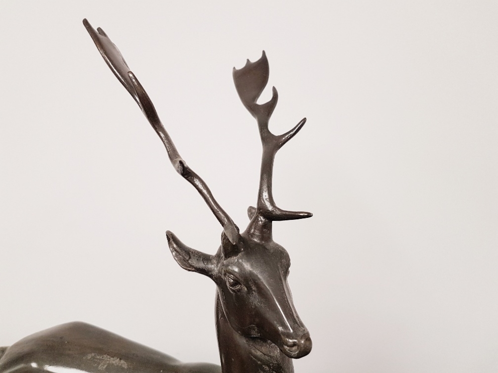 Irene Rochard (1906-1984) signed 1940 French Art Deco Fallow Stag and Hind Spelter & Marble figurine - Image 4 of 5