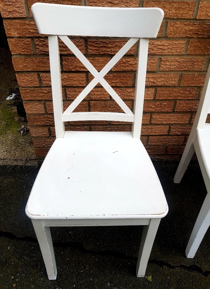 Set of four modern painted white kitchen chairs - Image 2 of 2