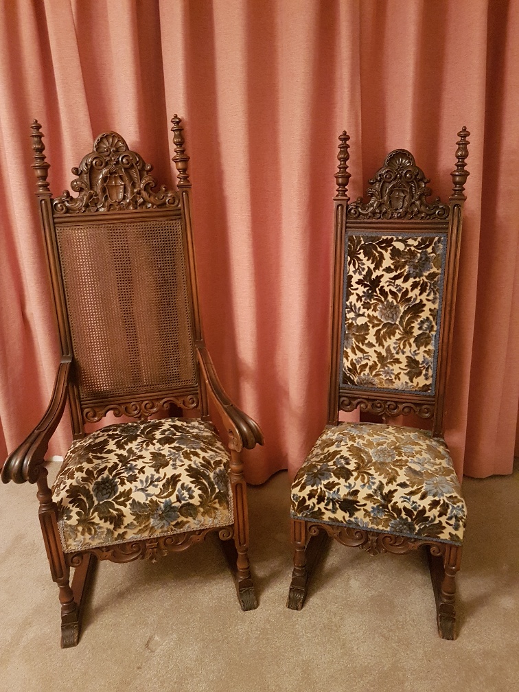 Pair of Renaissance Style Stained King and Queen Throne Chairs from a USA Masonic Lodge - Image 6 of 6