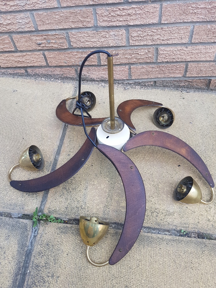 Pair of vintage teak veneered and brass five branch propeller light fittings - Image 2 of 4