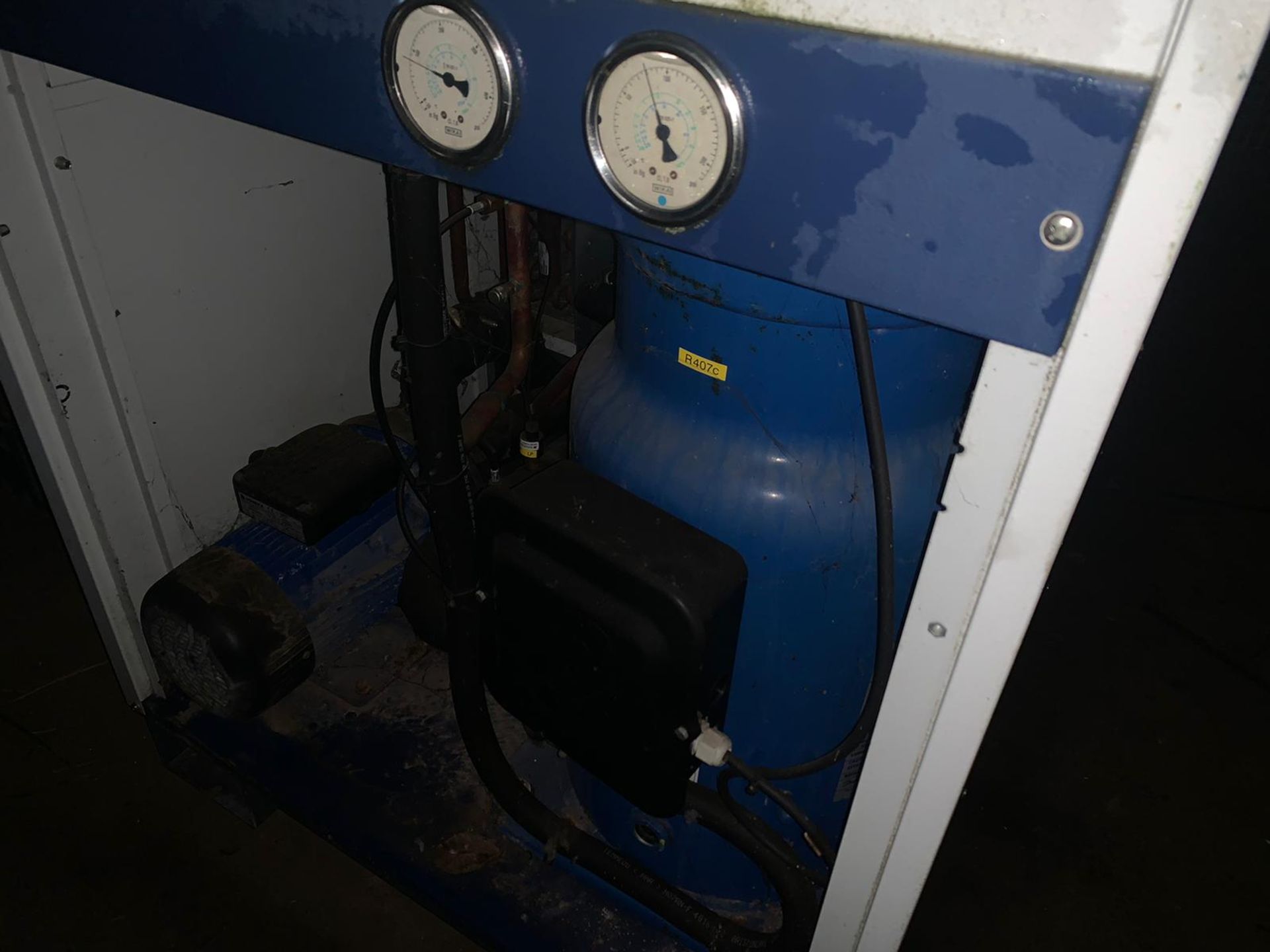 AIR COOLED CHILLER - Image 8 of 10