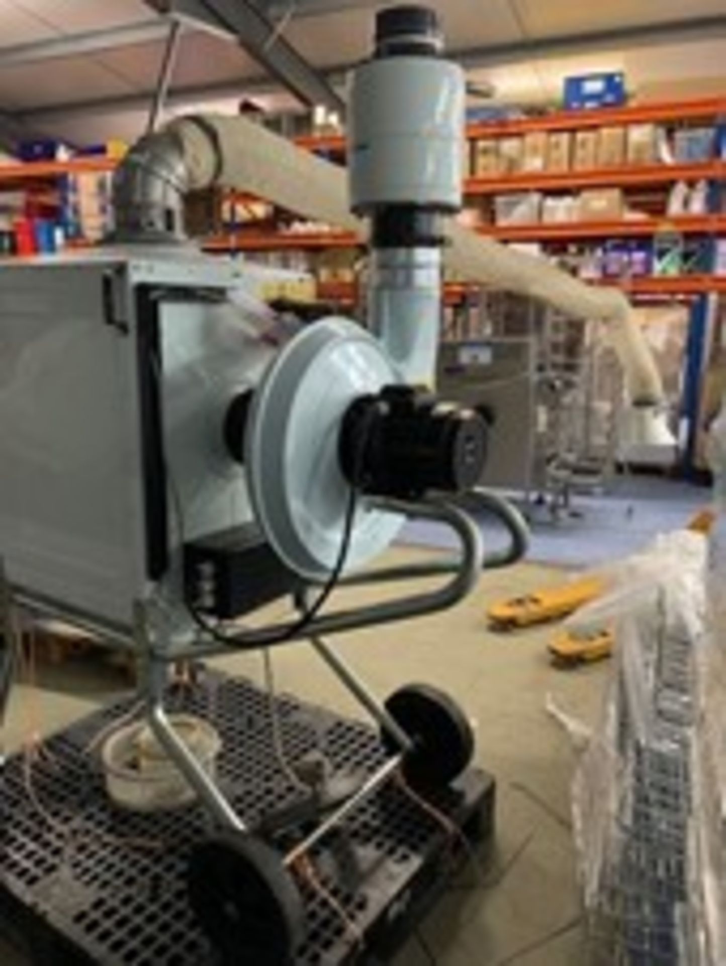 FLOUR DUST EXTRACTOR - Image 2 of 4