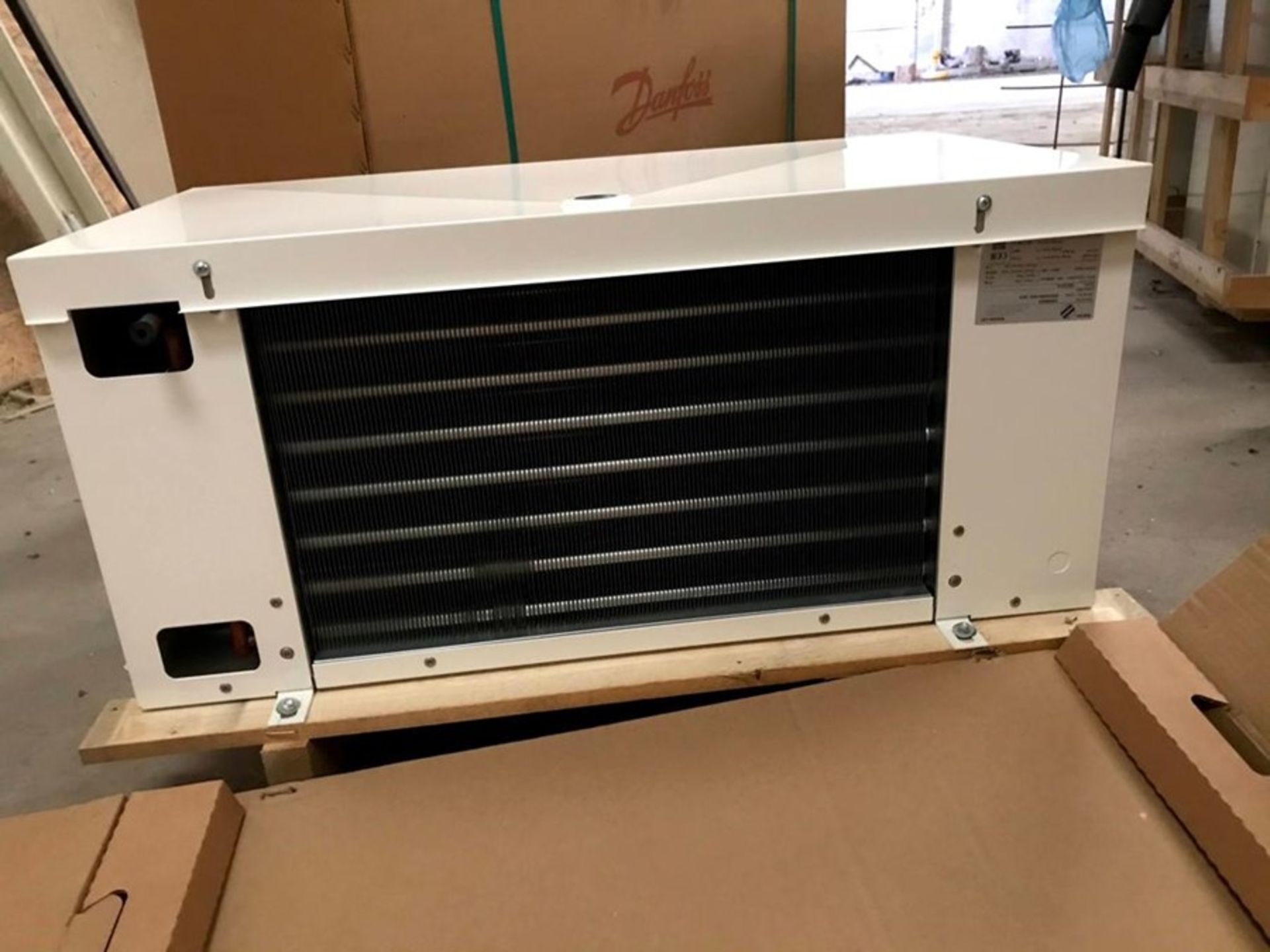 ***BRAND NEW STILL CRATED*** REFRIGERATION PACKAGE - Image 11 of 12