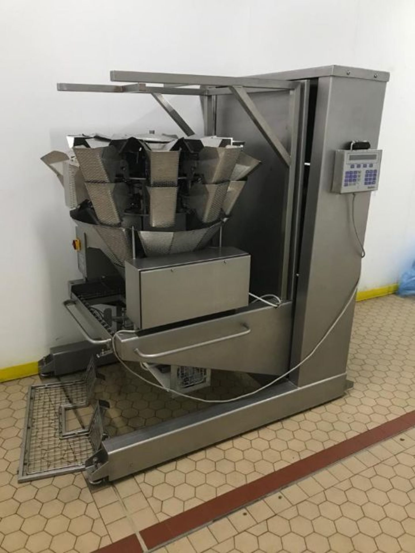 BILWINCO MULTIHEAD WEIGHER WITH ELEVATOR