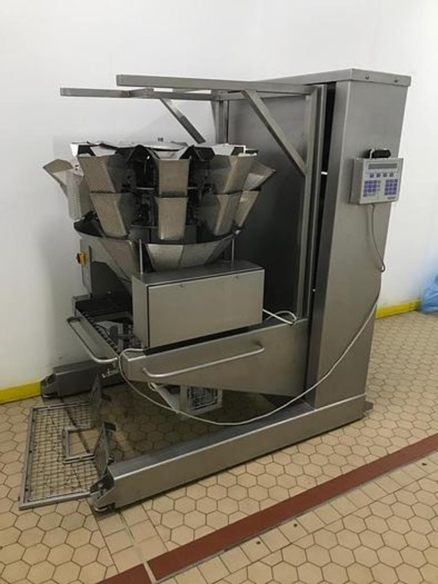2000 BILWINCO DW60/10-D PORTABLE MULTIHEAD WEIGHER WITH ELEVATOR - Image 12 of 12