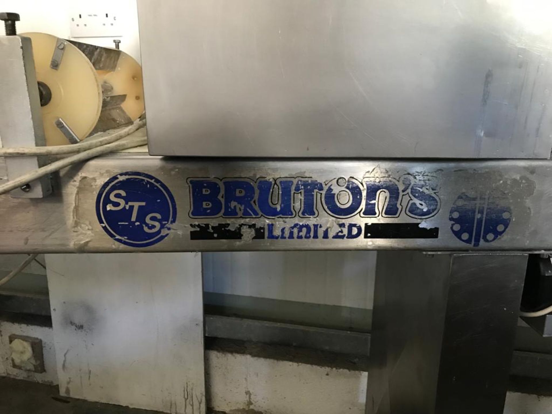 BRUTONS SAUSAGE ROLL LINE - Image 4 of 5