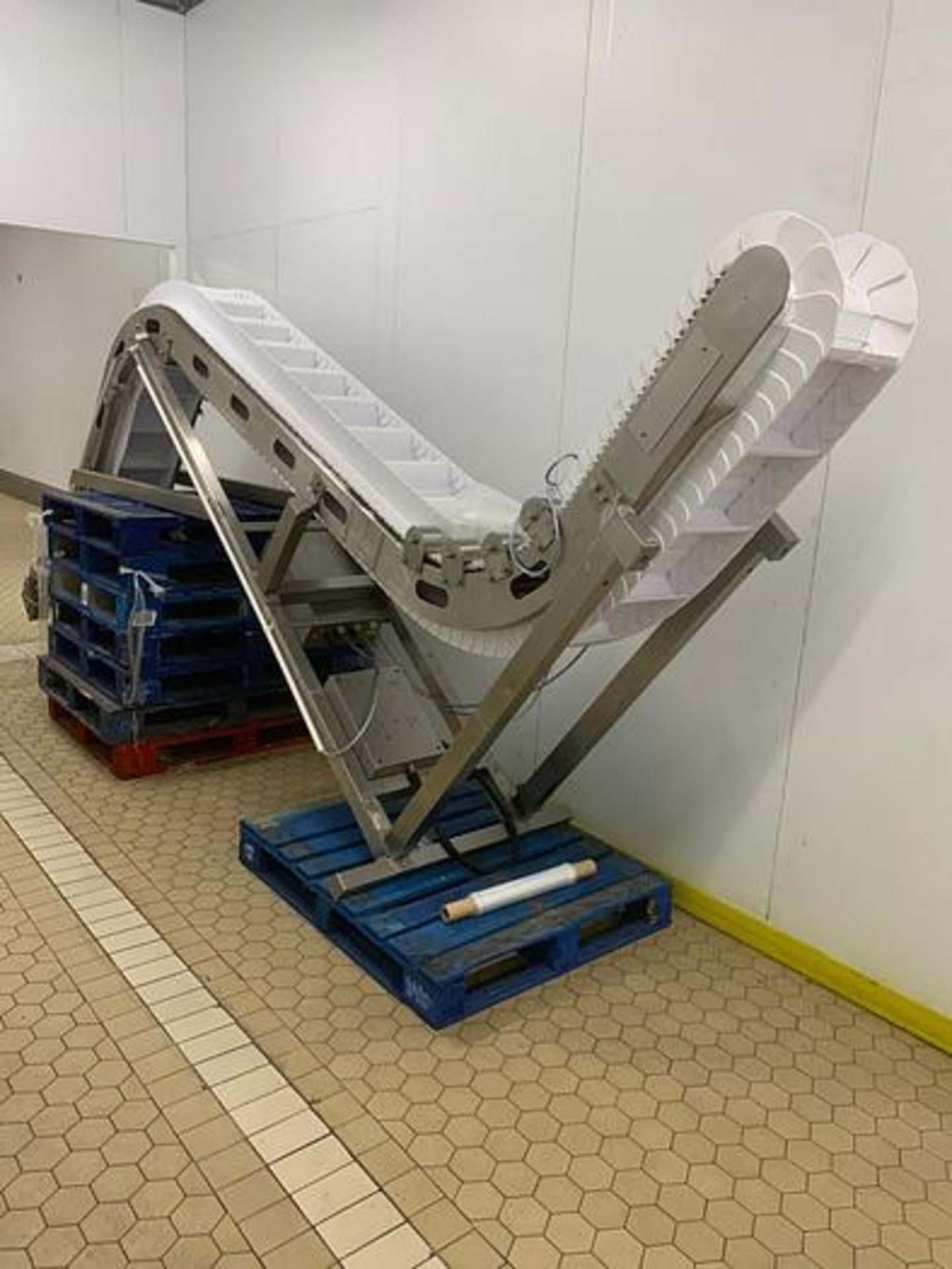 2000 BILWINCO DW60/10-D PORTABLE MULTIHEAD WEIGHER WITH ELEVATOR - Image 11 of 12
