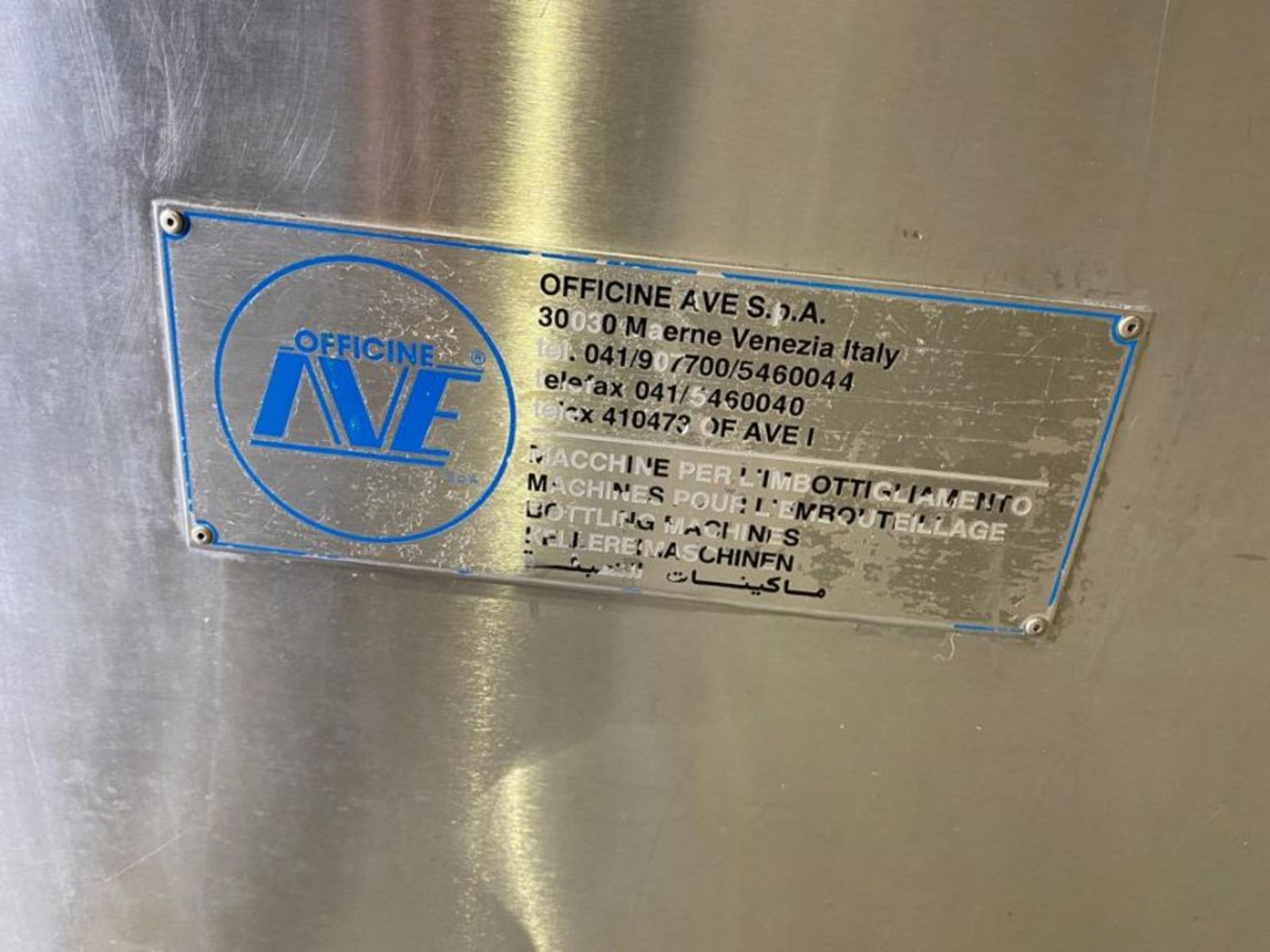 AVE MONOBLOCK FILLER AND CAPPER - Image 20 of 23