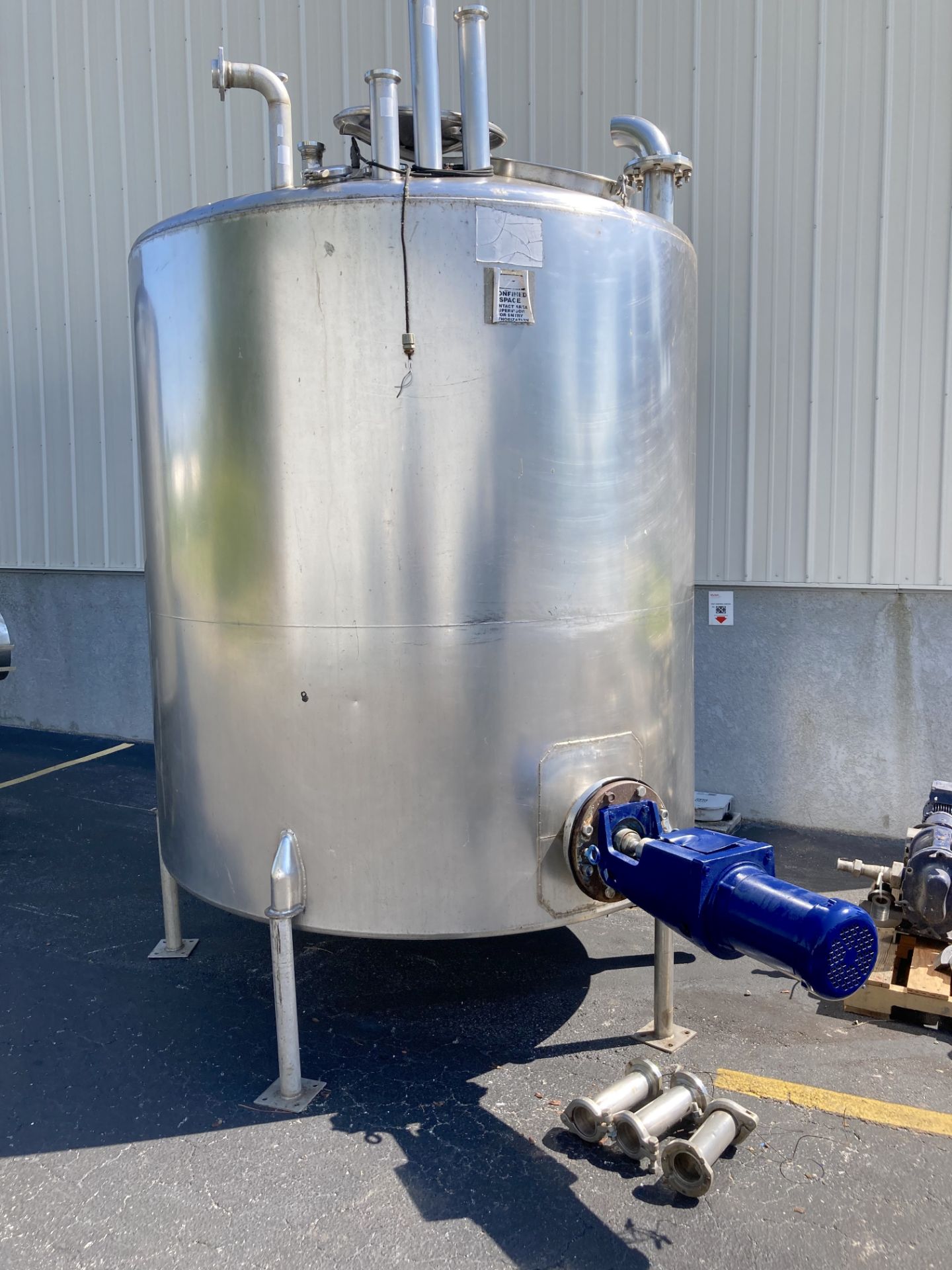 1500 Gallon Stainless Steel Mixing Tank