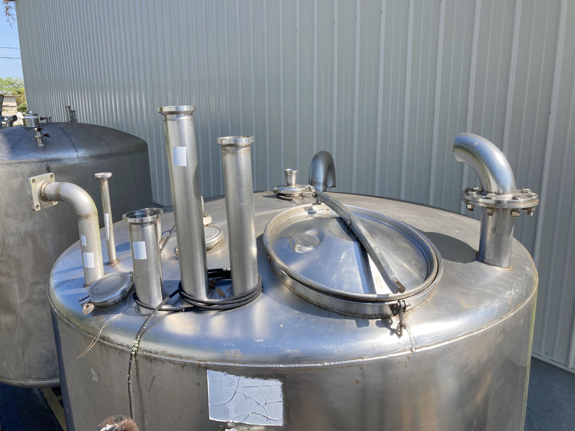 1500 Gallon Stainless Steel Mixing Tank - Image 2 of 8