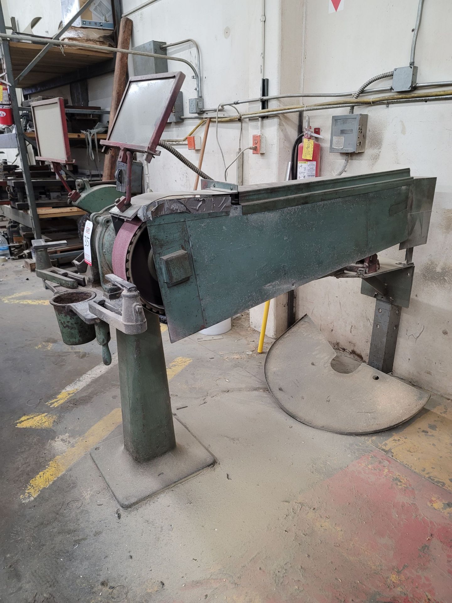 2 HP PEDESTAL 4" BELT SANDER AND WIRE WHEEL COMBINATION - Image 3 of 3