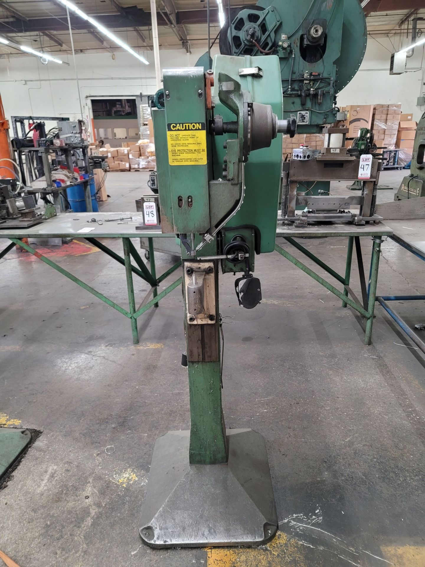 MILFORD FASTENING SYSTEMS RIVET MACHINE, MODEL 255, S/N 3254