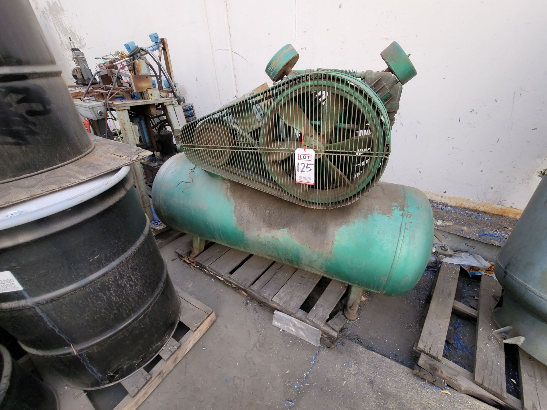 SPEEDAIRE AIR COMPRESSOR, 10 HP, MODEL 32497, 2-STAGE, OUT OF SERVICE / NEEDS WORK