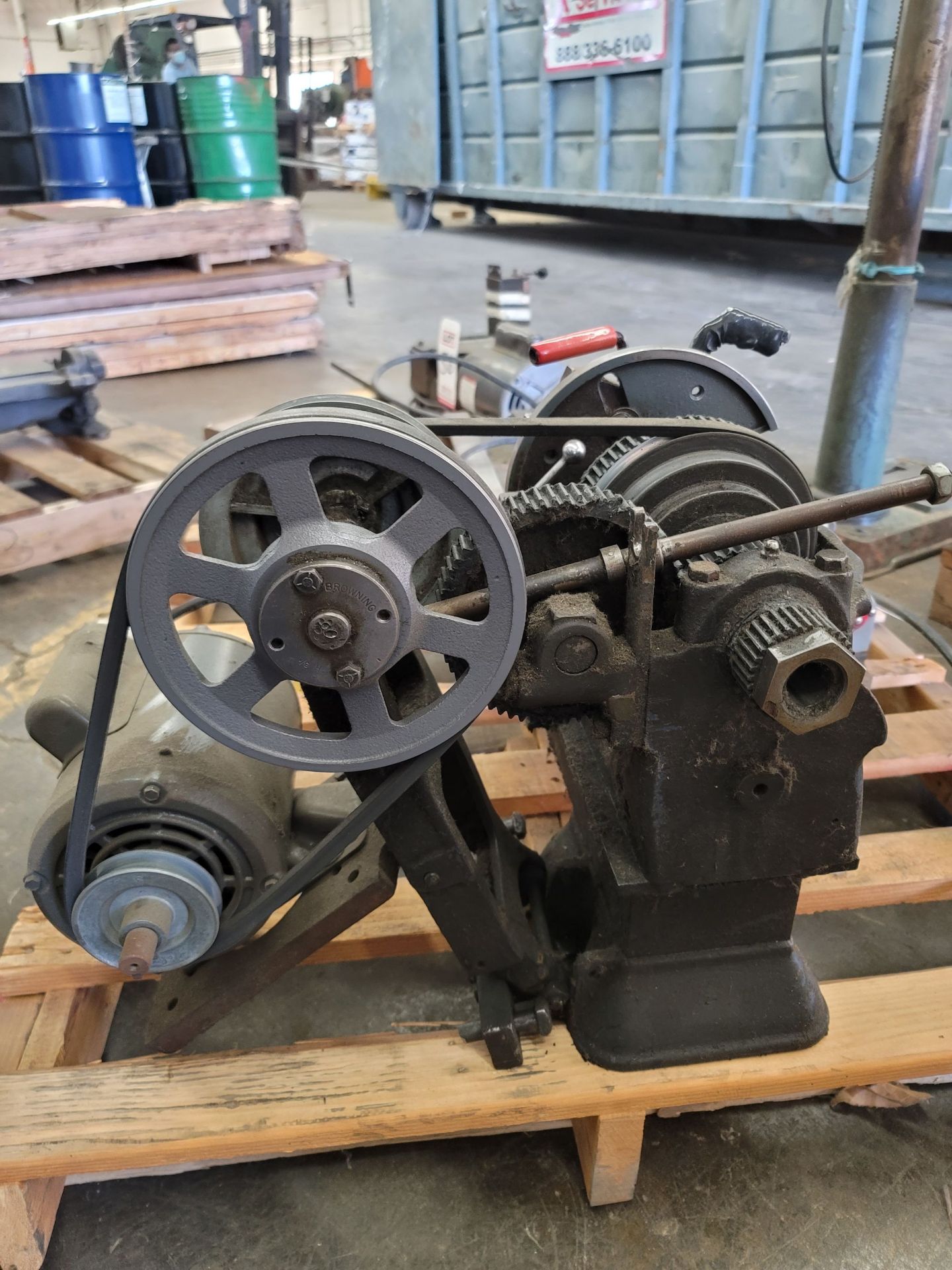 VINTAGE CRAFTSMAN LATHE, MASTER CRAFTSMAN SERIES, AS PICTURED - Image 2 of 3