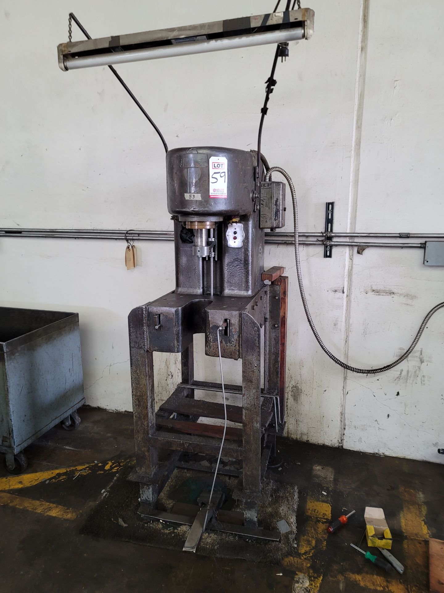 CUSTOM PRESS FOR BENDING PARTS