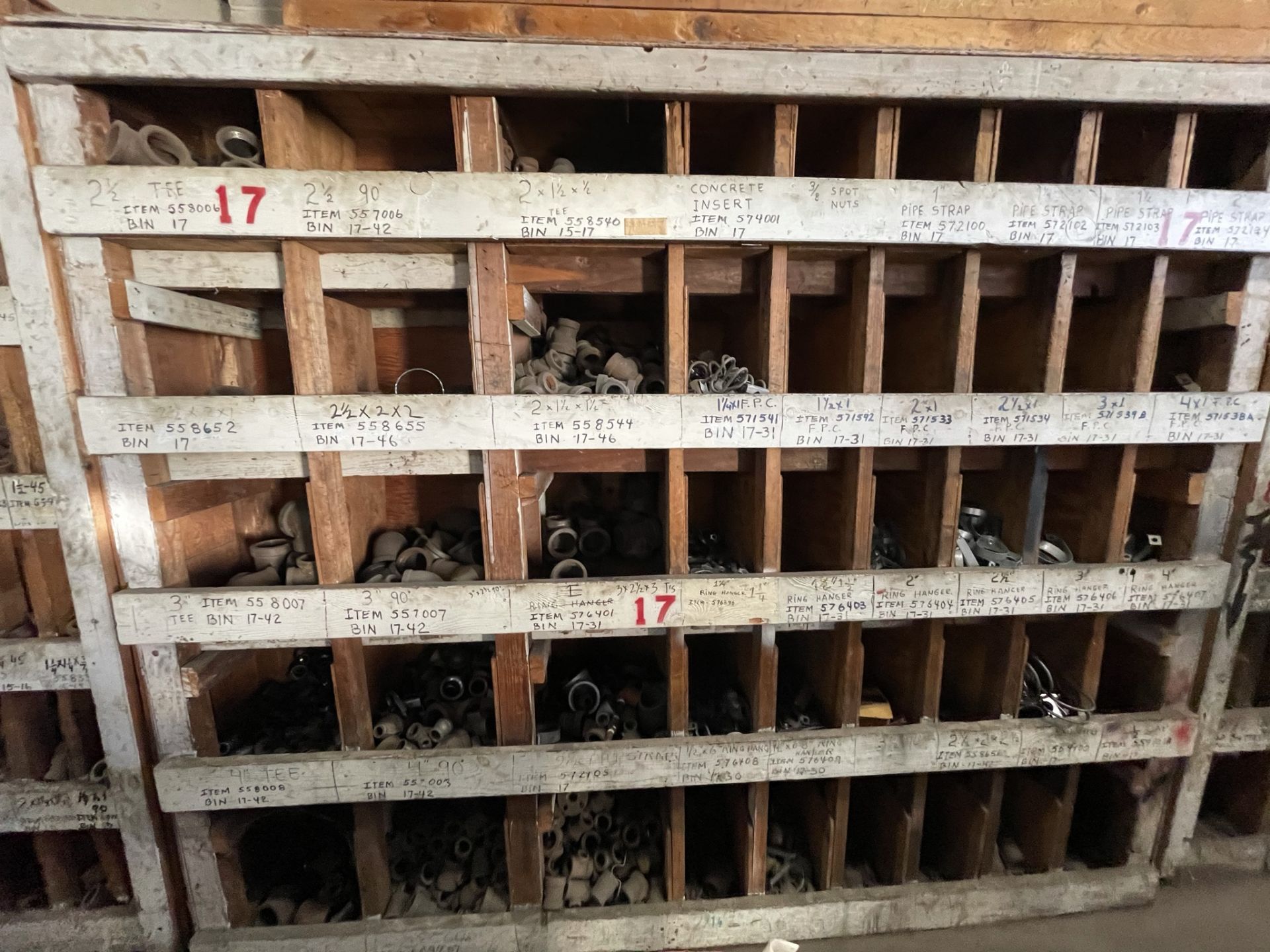 LOT - CONTENTS OF (3) WOOD CABINETS: EYE RODS, PIPE CLAMPS, PIPE FITTINGS, ETC. - Image 4 of 7