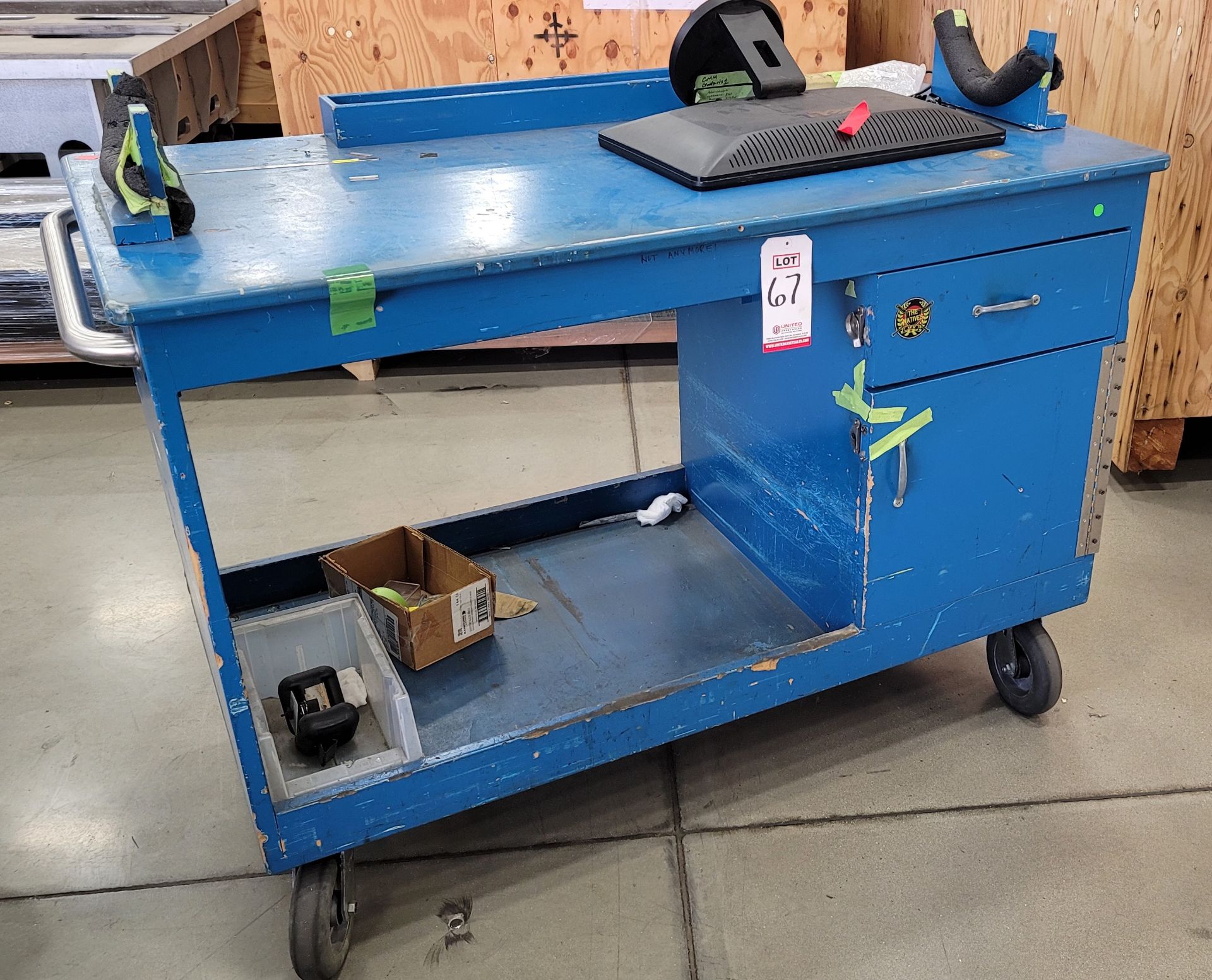 PORTABLE WORK STATION, 5' X 30" TOP (LOCATION: BUILDING 50)