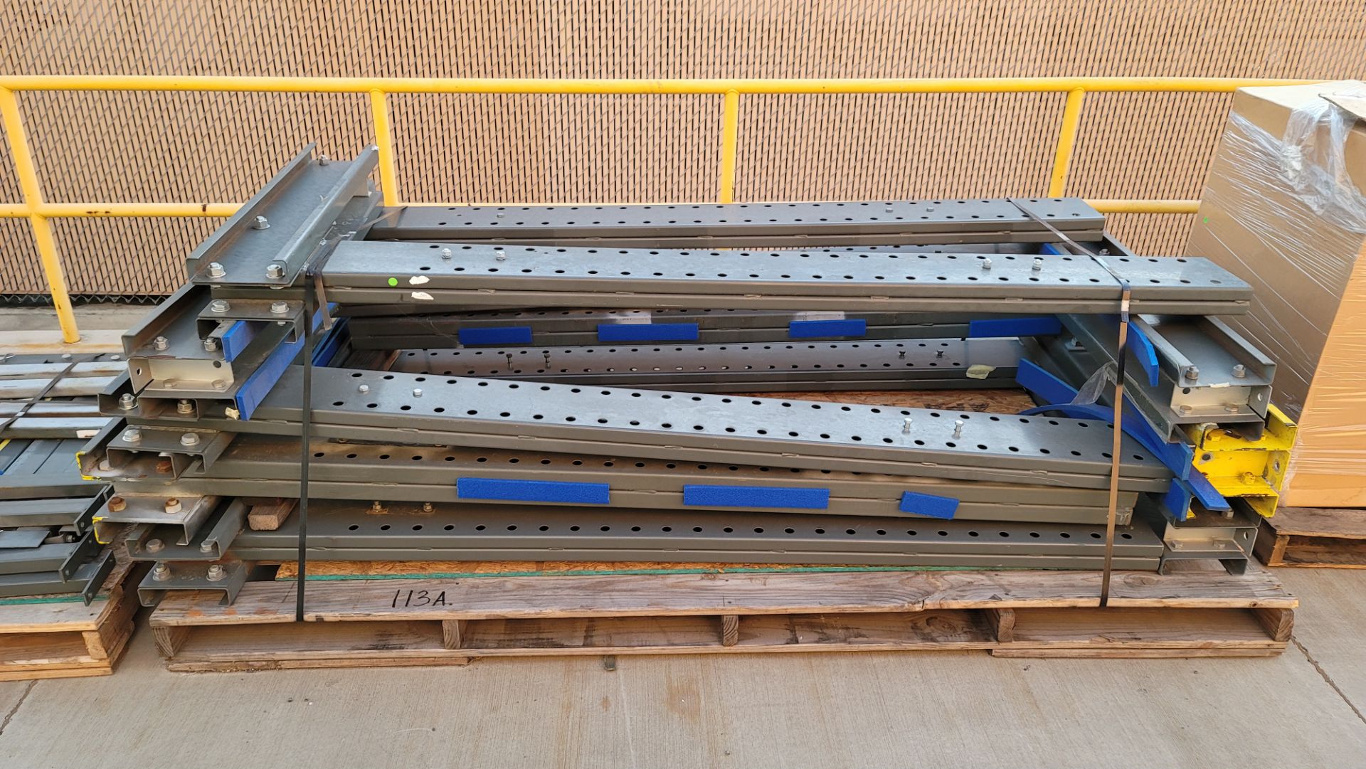 LOT - CANTILEVER MATERIAL RACK, DISASSEMBLED & BANDED ON (2) PALLETS, 8' UPRIGHTS, 36" ARMS ( - Image 3 of 3