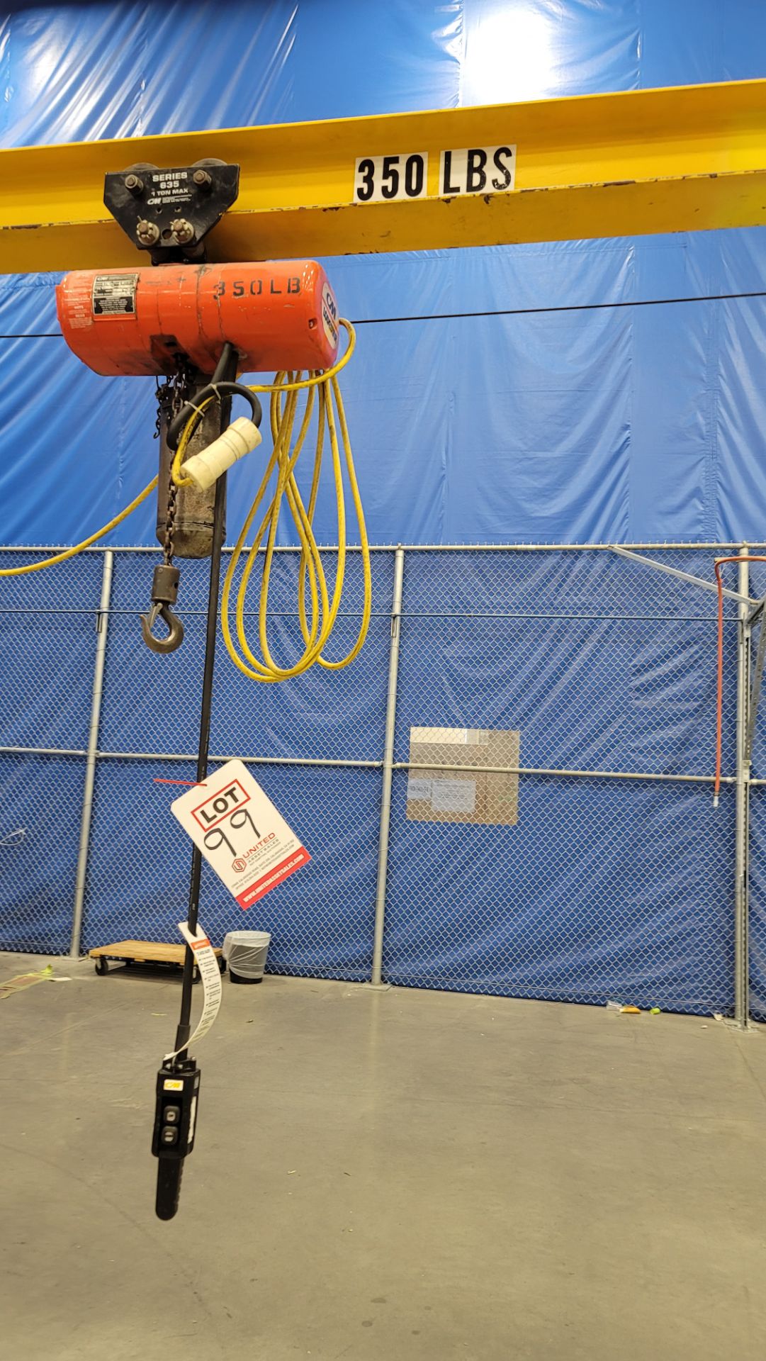 CM 1/2 TON ELECTRIC CHAIN HOIST, W/ PENDANT CONTROL, INCLUDES FREE-STANDING MONORAIL, TROLLEY (