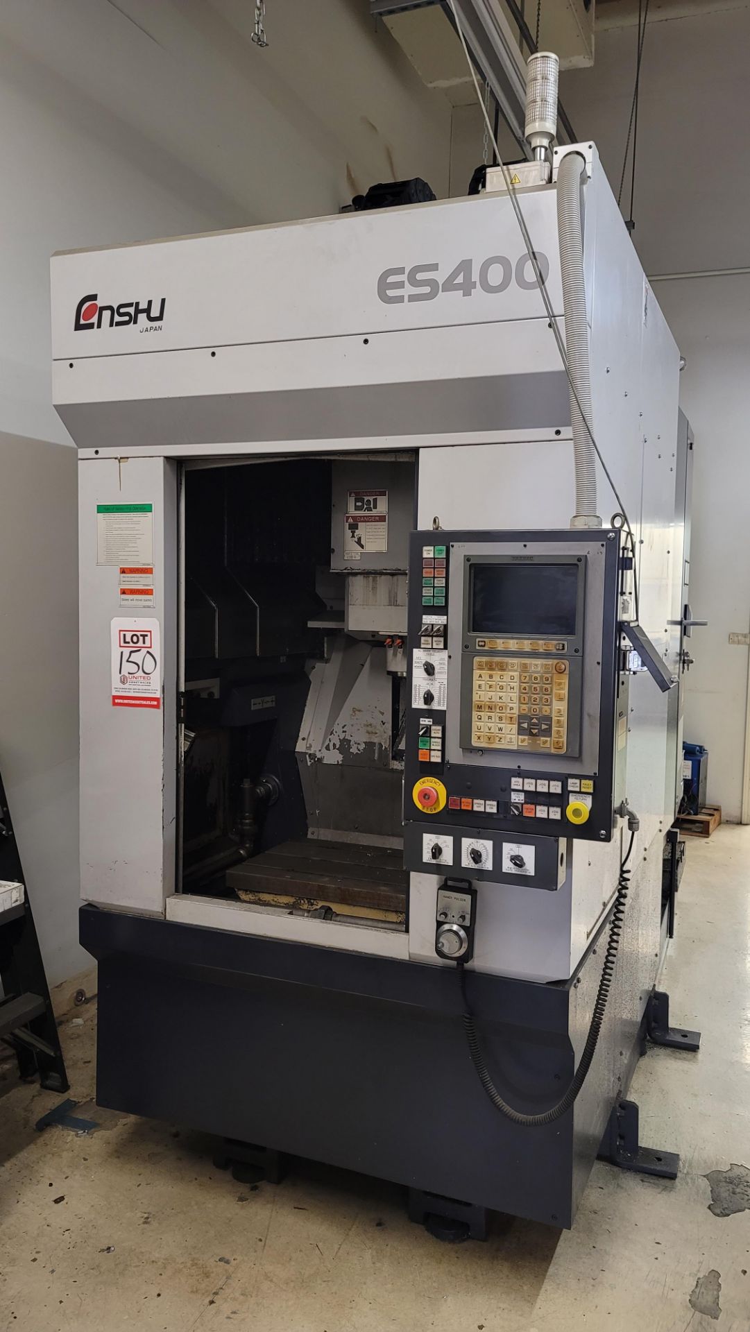 ENSHU ES400 CNC VERTICAL MACHINING CENTER, YASNAC CNC CONTROL, XYZ TRAVELS: 19" X 15" X 15" , 28"