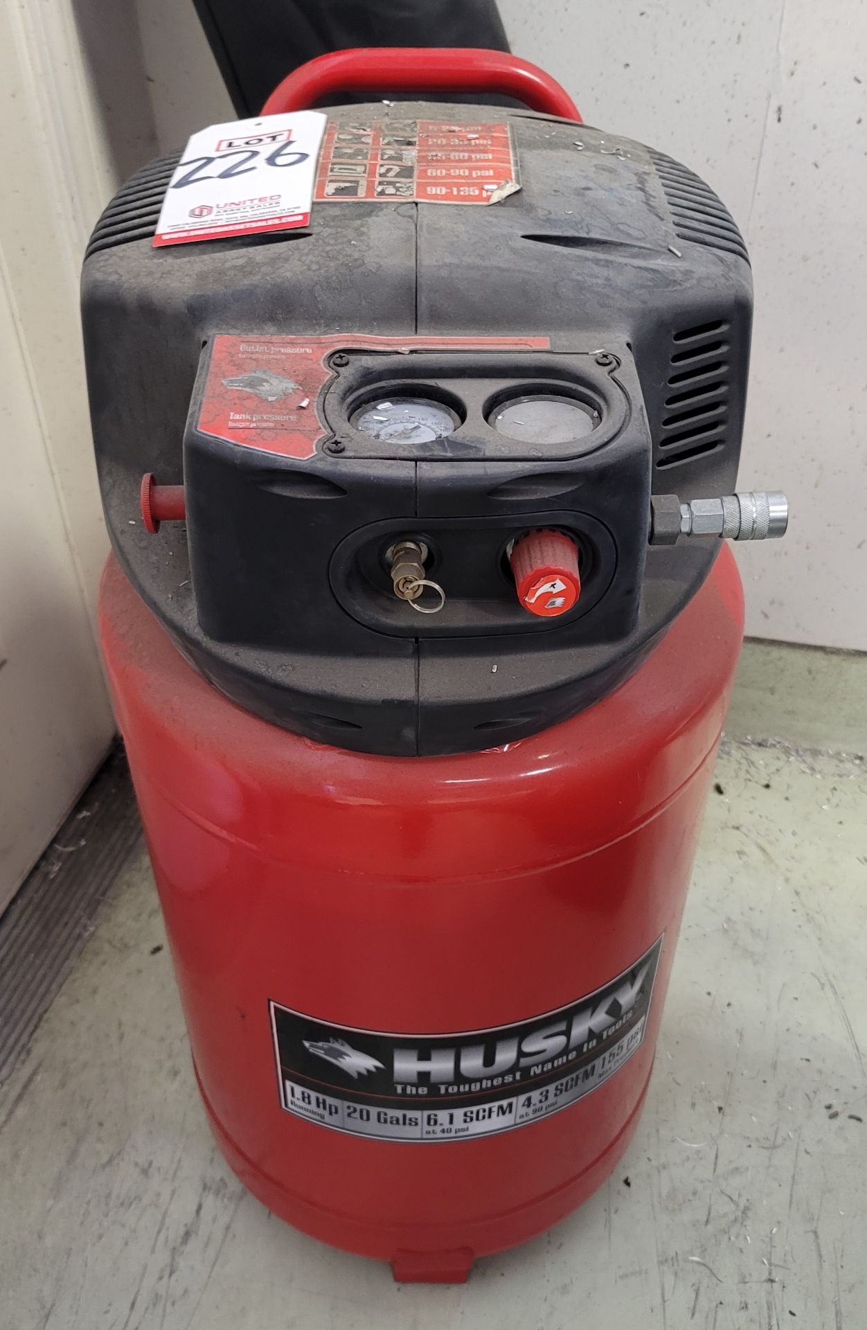 HUSKY 1.8 HP PORTABLE AIR COMPRESSOR, 20-GALLON, 6.1 SCFM @ 40 PSI, 4.3 SCFM @ 90 PSI, 155 PSI MAX