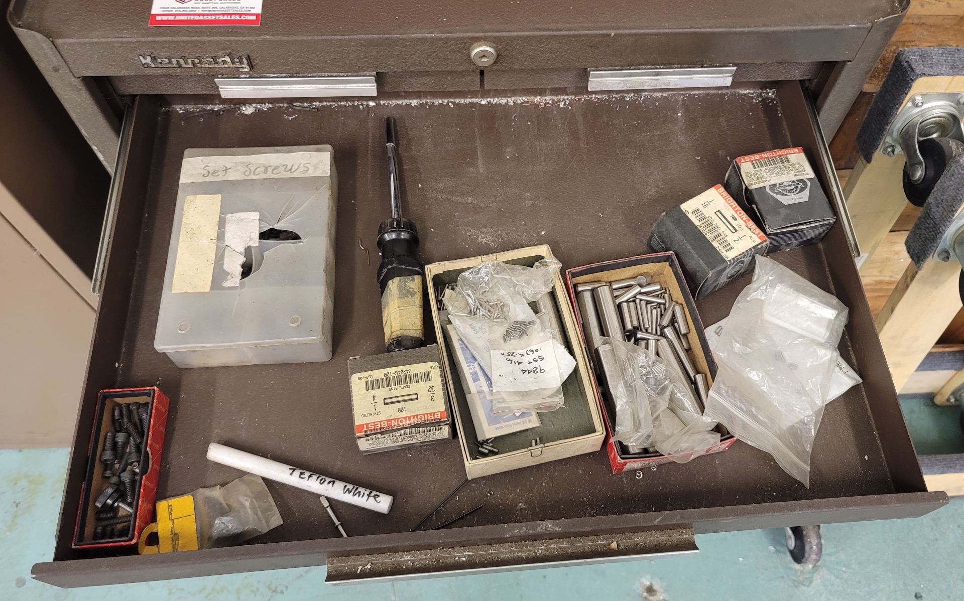 KENNEDY TOOL CART W/ TOP BOX, W/ CONTENTS: HAND TOOLS AND SHOP SUPPLIES - Image 8 of 12